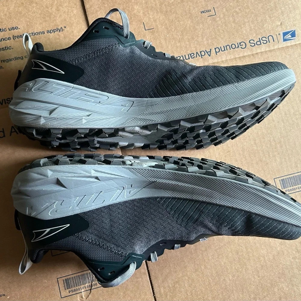 ALTRA Experience Wild 2 Men’s 13 Trail Running Shoes black/grey ALMOST NEW - Picture 4 of 16